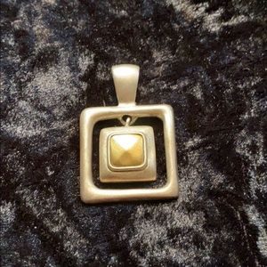 Premier Designs “Fabulous Finds” necklace enhancer